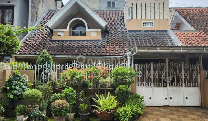 Rumah cantik sederhana di anggrek loka bsd 1