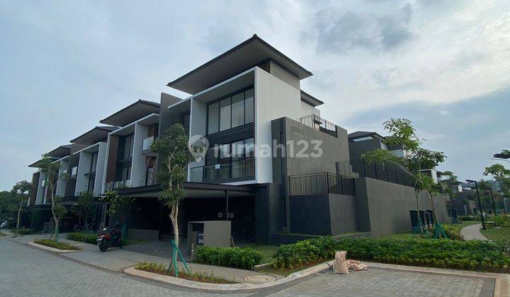 Rumah baru luxury desain modern 3 Lantai di bsd city 1