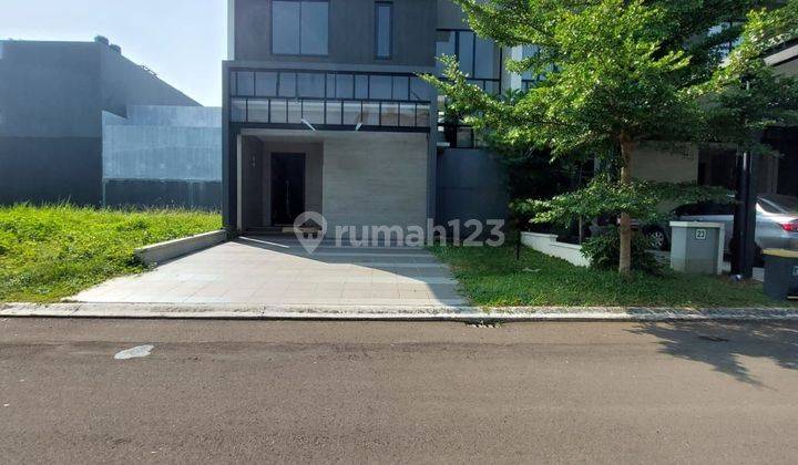 Rumah cantik desain minimalis modern di Narada alam sutera 1