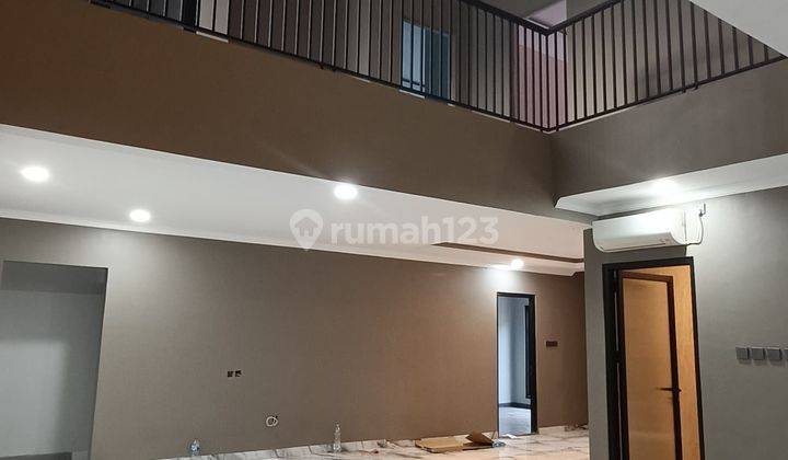 Rumah baru mewah bangun mandiri SHM di Giri loka BSD 2