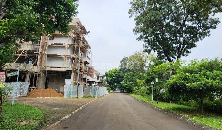 Tanah luas 592 m² depan Taman Kota di Giri loka bsd 2