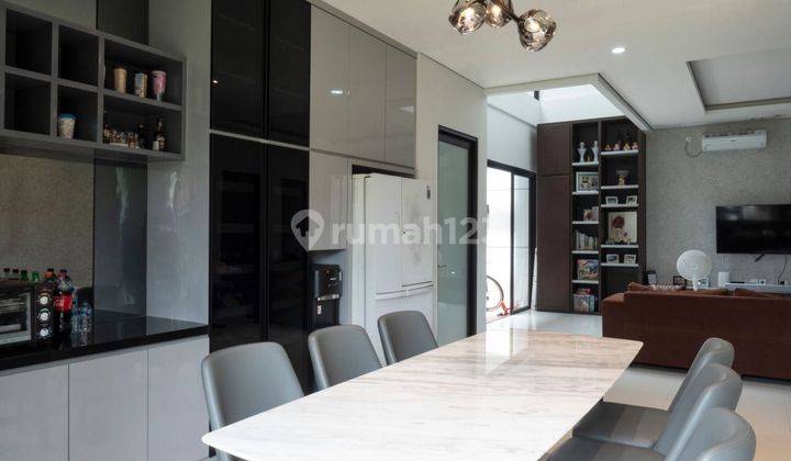 Rumah harga langka SHM hoek taman di The Icon BSD 1