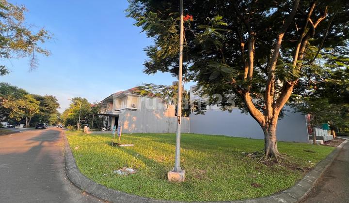 Lot for Sale Attractive Investment with Swimming Pool in Alam Sutera