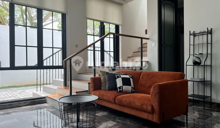 Rumah Brand New Bangunan Mandiri Cantik Mewah di BSD Foresta