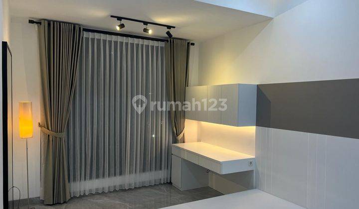 Rumah Cantik Desain Minimalis Modern Lokasi Prime Di Alam Sutera 2