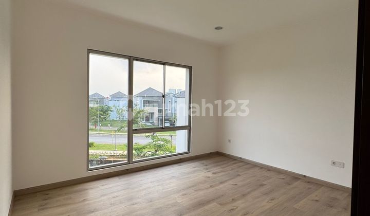 Rumah Luxury Investasi Menarik Bagus di Pantai Indah Kapuk 2