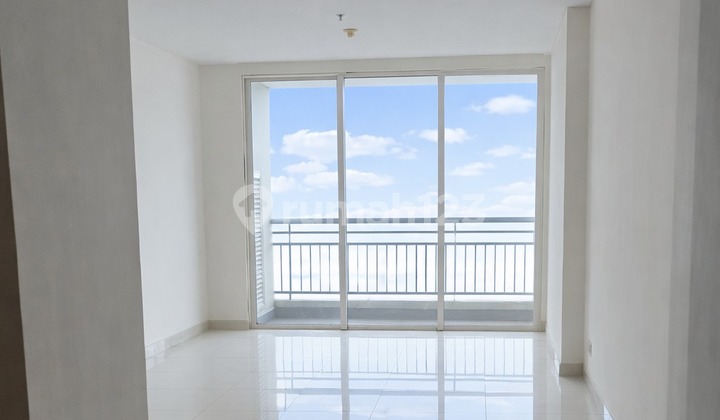 For Sale Cheap and Fast Central Park Residence 2 BR Unfurnished