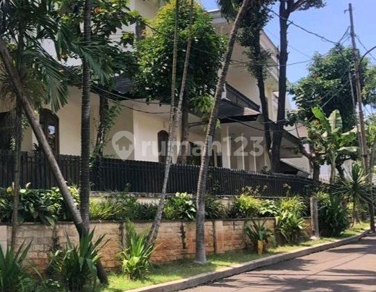 House For Sale @ Kuningan Jakarta Selatan 