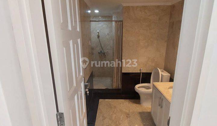 Disewakan Apartemen Bukit Golf di Pondok Indah Jakarta Selatan  2