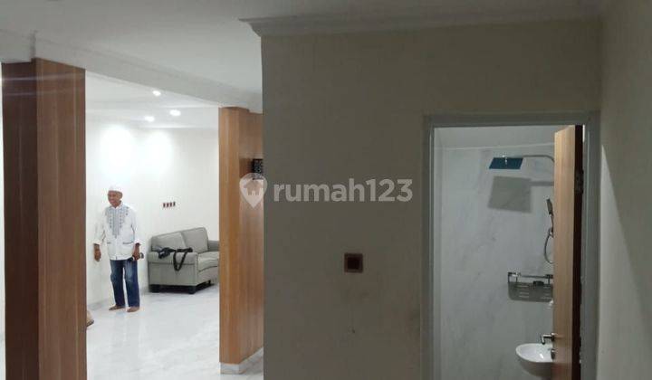 Dijual Rumah 2 Lantai Di Pondok Bambu Jakarta Timur  2