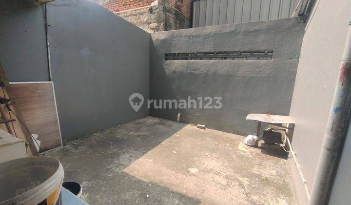 Disewakan Ruko Siap Pakai Di Pinggir Jalan Raya Klender Jakarta Timur  2