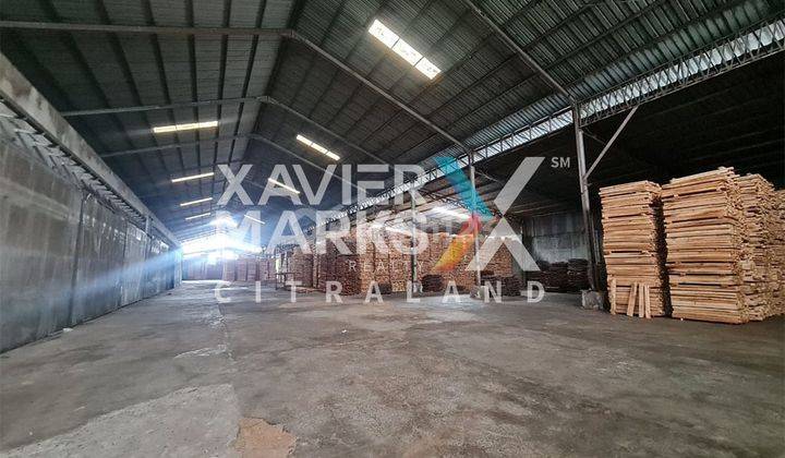 Gudang Raya Mayjend Sungkono Siap Pakai Strategis Nol Jalan Raya 6