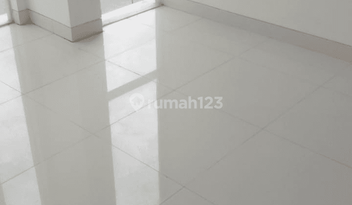 Rumah Grand Pakuwon Adelaide Modern Minimalis 2 Lantai Siap Huni 3