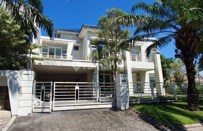 Rumah Hook Park Avenue Dian Istana Megah Bangunan 2 Lantai 1