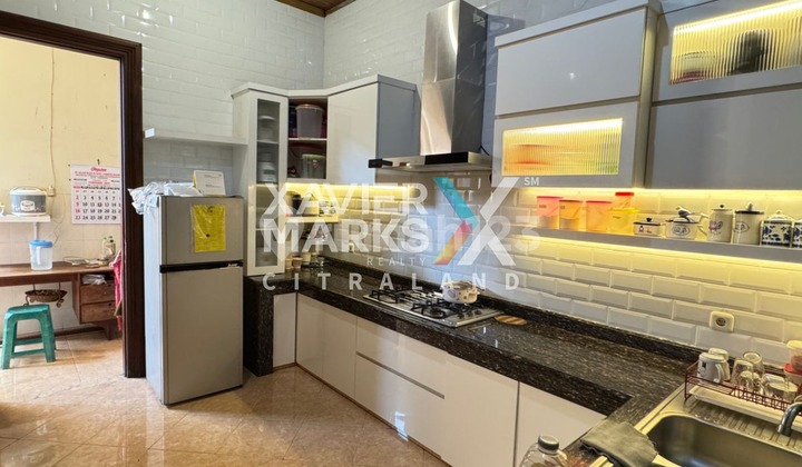 Rumah Villa Bukit Indah Full Furnished Lokasi Dekat Supermall 2