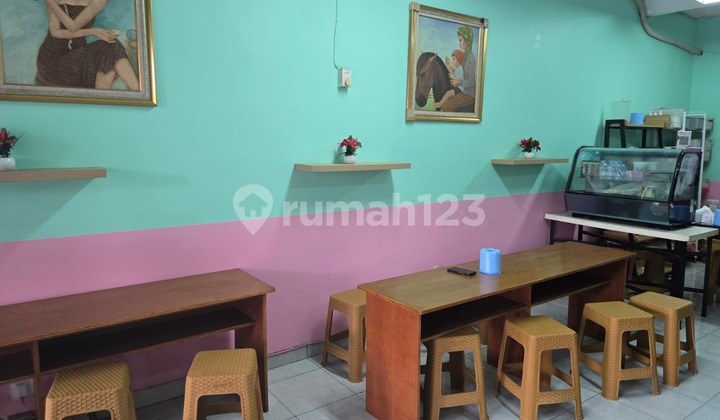 Siap Huni, Ruko, 2 Lantai, SHM, Bebas Banjir