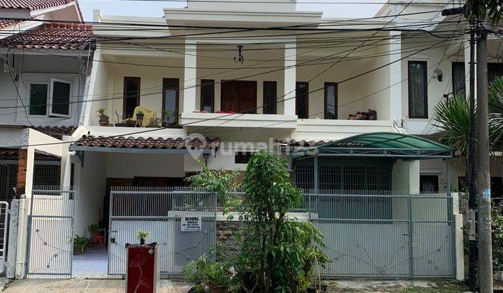 Rumah Bagus Semi Furnished SHM di Kebayoran Village, Bintaro Jaya 1