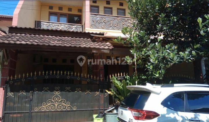 Rumah di Villa Pamulang 2 Lantai SHM Bagus Timur 2