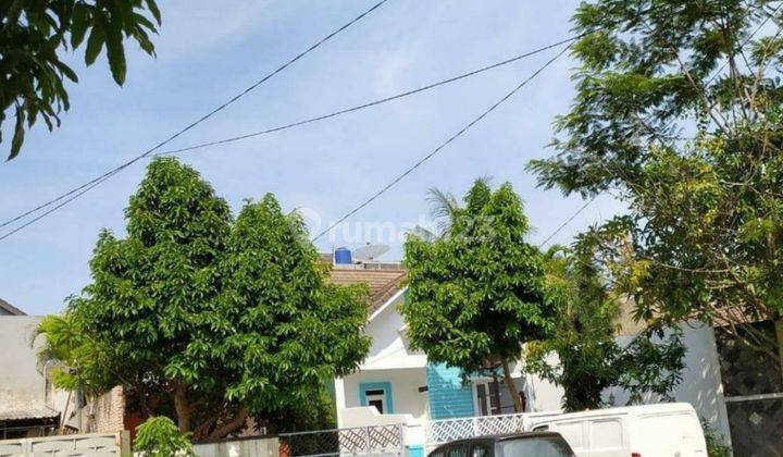 Rumah di Villa Dago pamulang SHM Sudah Renovasi Timur 2