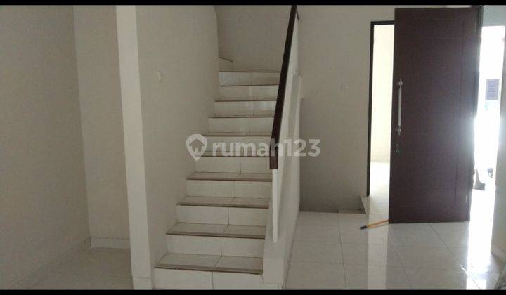 Rumah di Discovery Conserva Bintaro Jaya 2 Lantai SHM Bagus 2