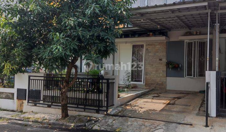 Rumah 2 Lantai Bagus SHM di Serpong Park, Tangerang Selatan 1