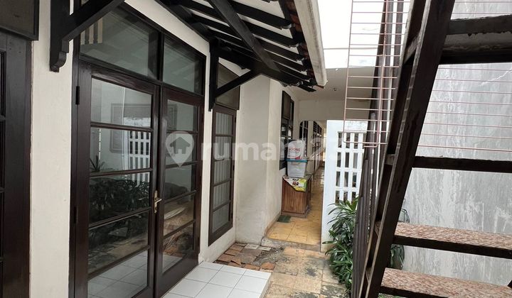 Rumah Bagus Semi Furnished SHM Cipete, Jakarta Selatan 2