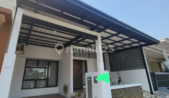 Beautiful Emerald Townhouse Bintaro Jaya, Land 91 sqm, 4+1 Bedrooms, 3 Bathrooms, 2-Story Building Beautiful Emerald Townhouse Bintaro Jaya, Land 91 sqm, 4+1 Bedrooms, 3 Bathrooms, 2-Story Building