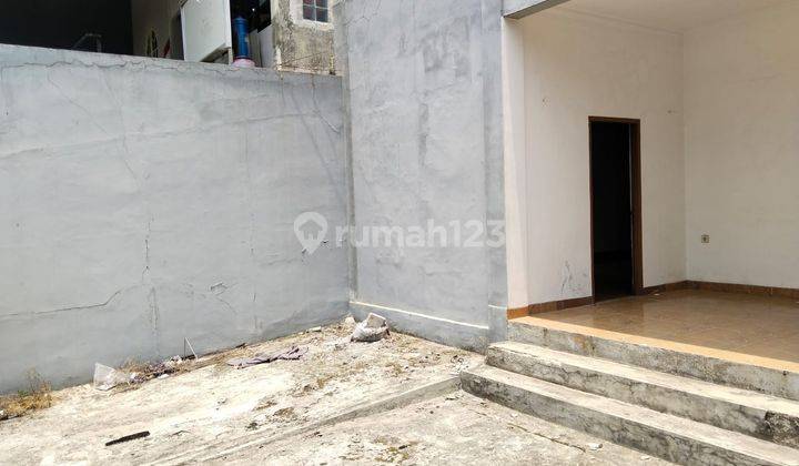 Rumah Bagus Semi Furnished SHM di Niaga Hijau, Jakarta Selatan 1