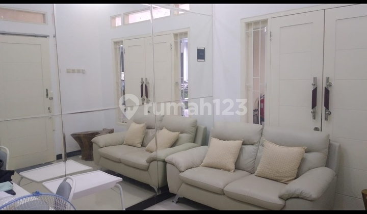 Rumah Graha Bintaro ,.lt 60.m2, Lb 100 M2,bangunan 2 Lantai, 3 Kt , 2 Km Shm Bagus Di Bintaro 2