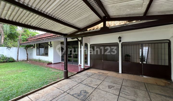 Rumah Bagus Semi Furnished SHM Cipete, Jakarta Selatan