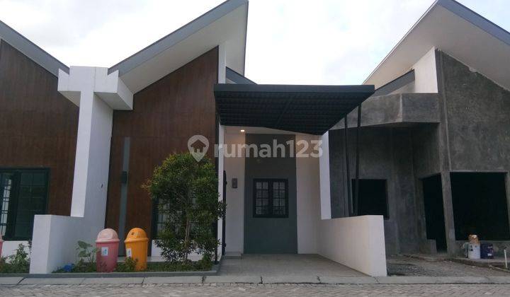 Rumah Minimalis Masih Seperti Baru 2