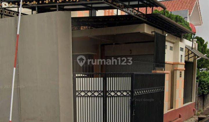 Rumah Tengah Kota Strategis, Bisa Untuk Usaha 8