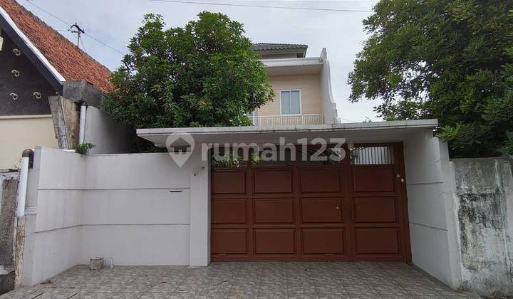 Dijual Rumah Lokasi Strategis Tengah Kota di Jl. Madukoro Surakarta Dijual Rumah Lokasi Strategis Tengah Kota di Jl. Madukoro Surakarta