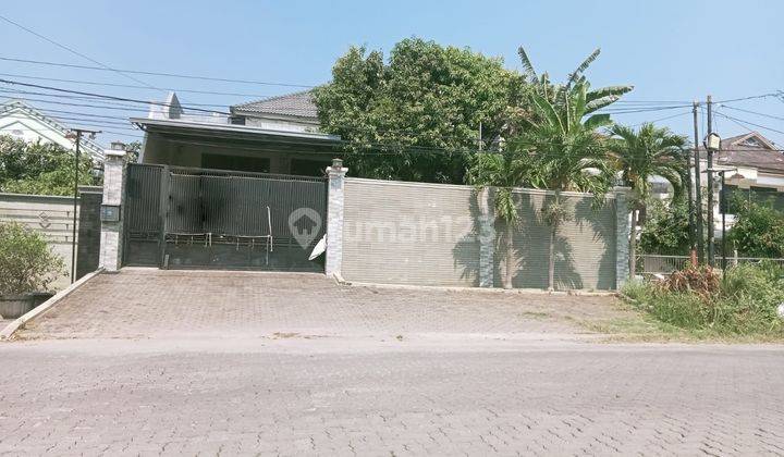 Dijual Rumah Lokasi Strategis Di Jl. Puri Anjasmoro Semarang 1