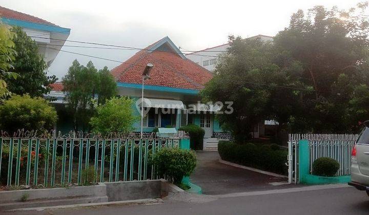 Dijual Rumah Mewah Lokasi di Jalan Jangli Semarang 1