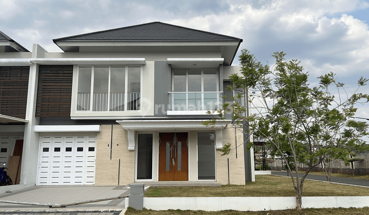 Dijual Rumah Mewah 2 Lantai Berada Di Kawasan Bsb Semarang 1