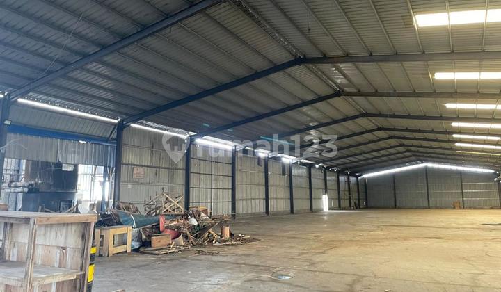 Warehouse for Sale, Spacious Location on Jl. Raya Kaliwungu Kendal
