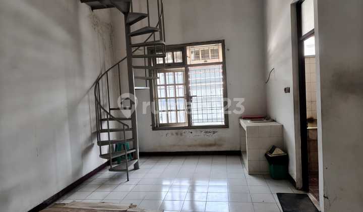 Dijual Ruko Tengah Kota Lokasi Jl. Pekojan Semarang 2