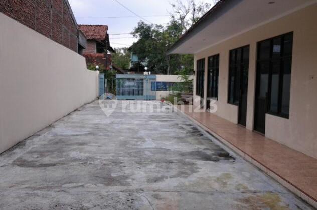 Dijual dan Disewakan Rumah Halaman Luas Lokasi Jl. Karangroto Genuk Semarang 2