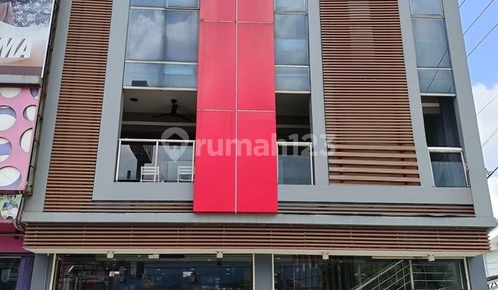 Shop House for Sale, Busy Location on Jl. Diponegoro, Ungaran 1