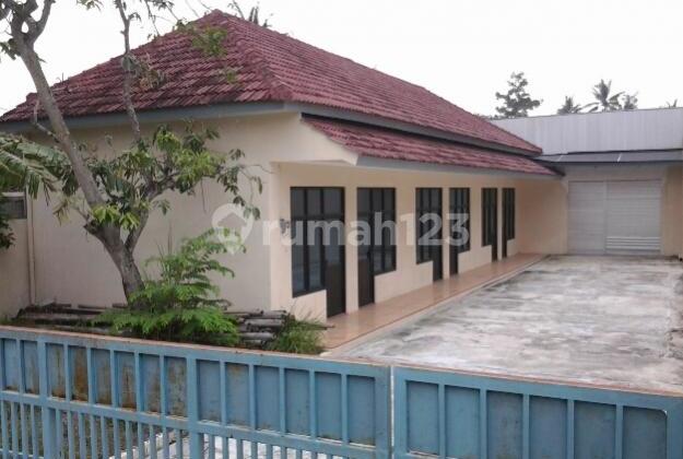 Dijual dan Disewakan Rumah Halaman Luas Lokasi Jl. Karangroto Genuk Semarang 1