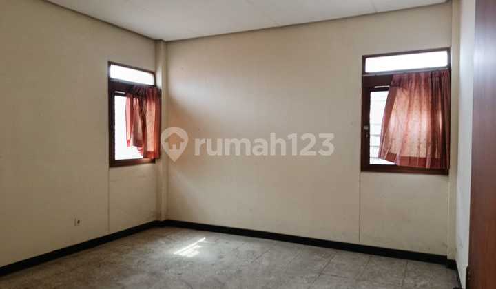 For Sale and For Rent City Center House on Jl. Seroja Iv Semarang 2