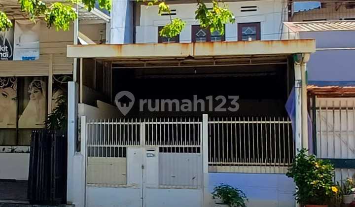 House on Kemuning Street, Semarang City 1