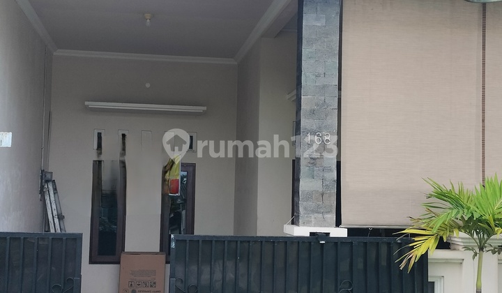 Perumnas Banyumanik Semarang House 2
