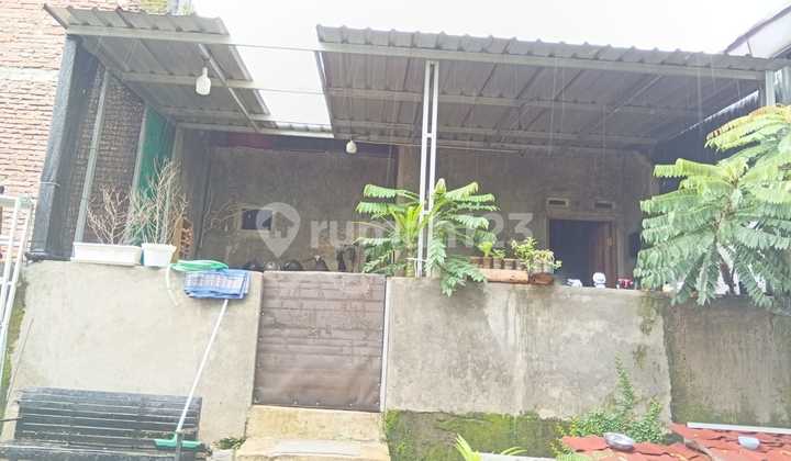 Rumah Watu Kaji Raya Gedawang Banyumanik Semarang 1