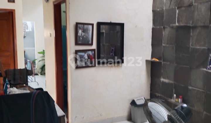 Rumah Jl Kanfer Banyumanik Semarang 2