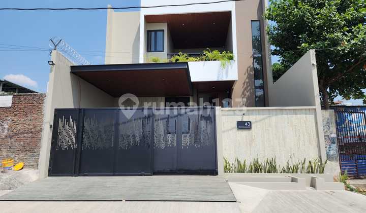 Rumah Ful Perabotjl Kumudasmoro Semarang Barat Rumah 1