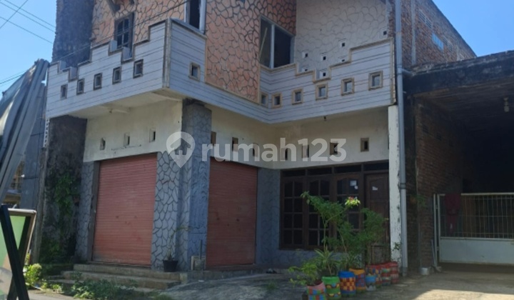 Gondang Timur 4 House, Bulusan, Tembalang, Semarang 1