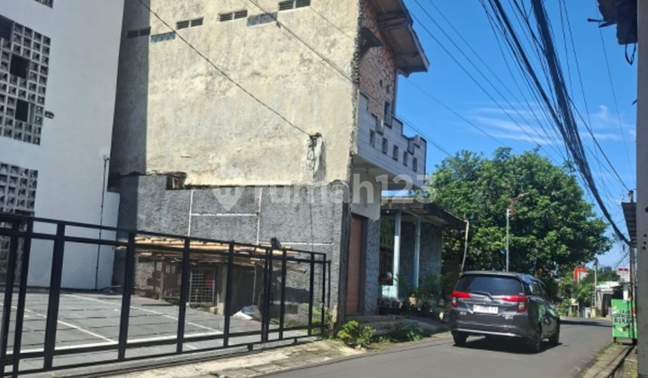 Gondang Timur 4 House, Bulusan, Tembalang, Semarang 2