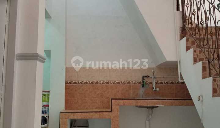 Perum Taman Bukit Asri House, Elang Mangunharjo Street, Tembalang, Semarang 2